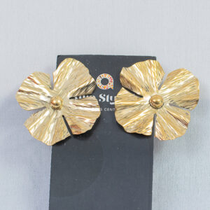 Maua petal earrings