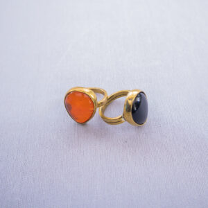 Colourful glass beaded rings. A combination of pure brass and recycled glass. Available in a variety of colours.